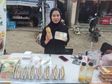 Makanan Kekinian Meramaikan CFD di Kota Palu