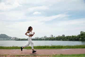 Sol Tebal, Lari Nyaman