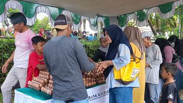 Antusiasme Warga Pontianak Barat di Operasi Pasar Murah