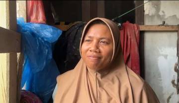 Kabut Asap Ganggu Aktivitas Warga Paris 2