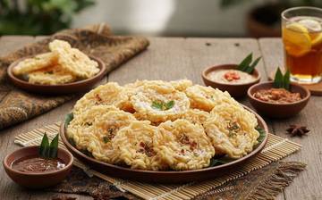 Menghidupkan Rengginang Lewat Sentuhan Anak Muda