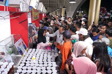 Pesta Rakyat Kebumen Ribuan Porsi Makanan Gratis Ludes 