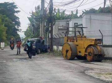 Akses Jalan Pintu Barat Stasiun Purwokerto Diperbaiki