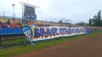 Gairah Supporter Kawal Kemenangan Telak Persibas Banyumas