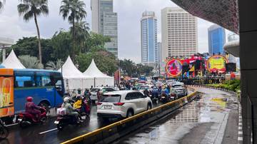 Pantauan Terbaru Bundaran HI, Suasana Meriah Jelang Malam