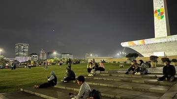 Suasana Monas Jelang Malam Tahun Baru