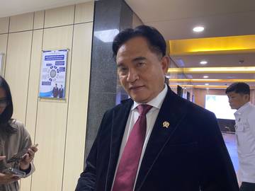 Yusril: Kehilangan Status Kewarganegaraan Tidak Terjadi secara Otomatis