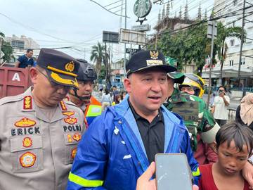 Percepat Surutnya Banjir, Pemkot Jakut Optimalkan Pengoperasian Pompa Air