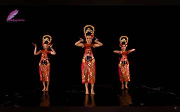 Mengenal Bedanya Tari Jaipong dan Yapong