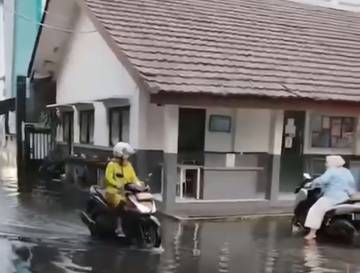 KBM Sekolah Tangsel Terpaksa PJJ Akibat Banjir