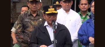 Kali Cakung Lama Menyempit, Banjir Mengancam Jakarta Utara