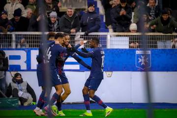 PSG Raih Kemenangan Penting Atas Auxerre