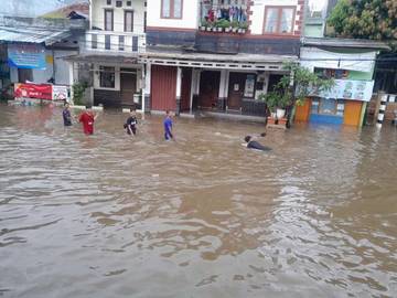 Tangani Banjir, Komisi VIII Ingatkan Penguatan Mitigasi Risiko 