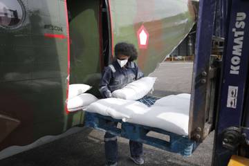 BPBD Gelar Empat Sorti OMC Tekan Hujan Jakarta