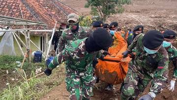 Operasi SAR Longsor Cisarua, 48 'Body Pack' Ditemukan