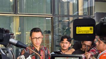 KPK Dalami Komunikasi Ridwan Kamil dengan Bank bjb