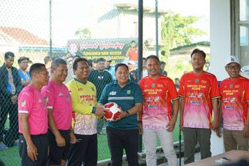Sekda Cup Dibuka, Silaturahmi ASN Lewat Mini Soccer.
