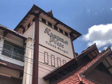 Warga Paser Soroti Revitalisasi Kandilo Plaza Jelang Porprov