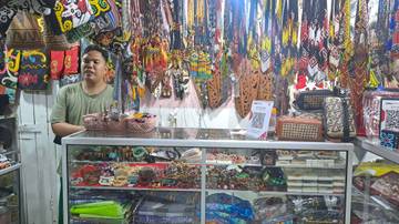 Penjualan Suvenir di Citra Niaga Lesu Awal 2026