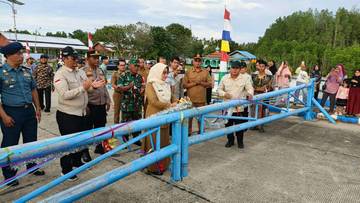 Bupati Berau Resmikan Dermaga Teluk Sulaiman Pesisir
