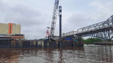 Pemancangan Fender Jembatan Mahakam I Dimulai