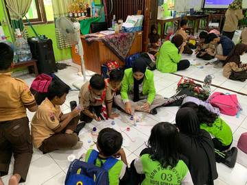 Kampanye Bijak Menjaga Bumi, UIN Walisongo Edukasi Siswa