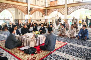 Wagub Jadi Saksi Nikah Massal Gratis Berbasis Keimanan