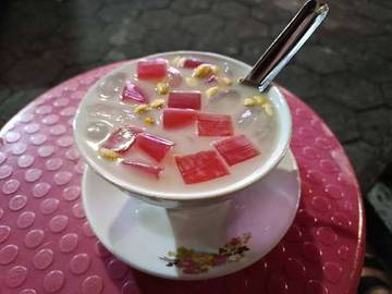 Hangatnya Ronde Susu Tradisional