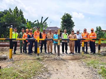Risiko Kecelakaan Tinggi, Perlintasan Km 98 Pekalongan-Sragi Ditutup 