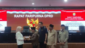 Pemkab Kendal Segera Buat Perda Retribusi Parkir Berlangganan 