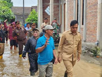 Pantau Dampak Banjir, Bupati Jepara Pastikan Penanganan Cepat 