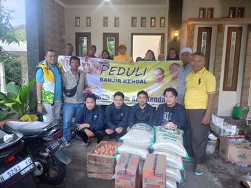 Golkar Kendal Salurkan Bantuan untuk Masyarakat Terdampak Banjir 