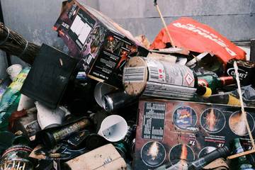 Tumpuk Sampah, Hoarding Disorder Picu Gangguan Kesehatan Mental