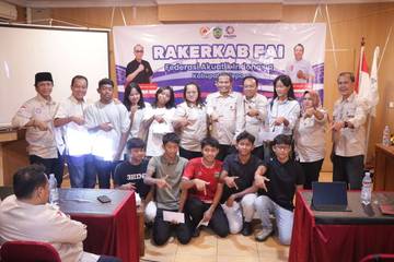 Lolos Porprov, Sembilan Atlet Renang Jepara Terima Bonus 