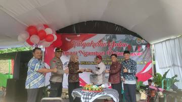 Masyarakat Desa Getas Tasyakuran Peresmian Jalan