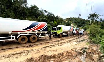 Jalan Rusak Parah, Warga Bentian Besar Ancam Tutup Akses