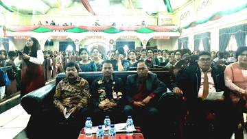 Bupati Humbahas Hadiri Perayaan Natal SMAN 2 Doloksanggul