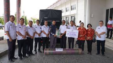 Pemkab Toba Kembali Salurkan Bantuan Untuk Korban Bencana 