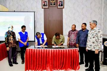 Pemkab Tapteng - Yayasan Habitat Kemanusiaan Indonesia Tandatangani Kesepakatan 