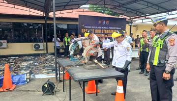Polres Sintang Musnahkan Ratusan Knalpot Brong