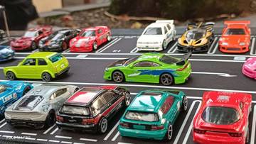 Manfaatkan Media Sosial untuk Bisnis Diecast