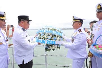 Gubernur Bertindak sebagai Inspektur Upacara di Lanal Babel