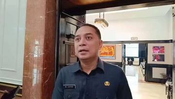 Walikota Surabaya Nonaktifkan Sementara Admin Medsosnya
