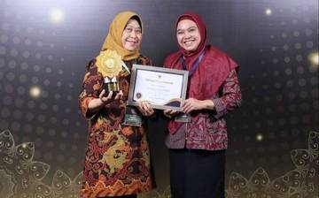 Pemkot Surabaya Terima Penghargaan UHC Awards 2026