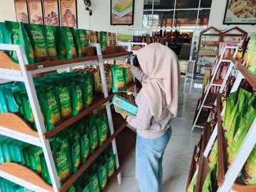 Wisatawan Keluarga Dongkrak Omzet Banana Kress Saat Nataru