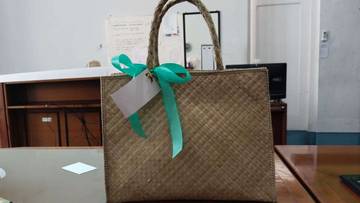 Tips Merawat Tas Anyaman Agar Tetap Awet