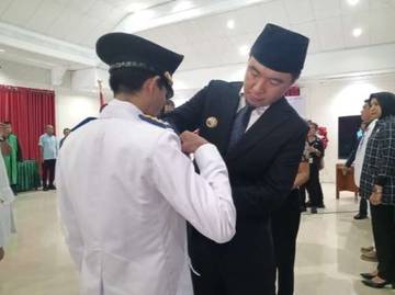 Lantik 16 Pejabat, Bupati Thungari Minta Layani Rakyat