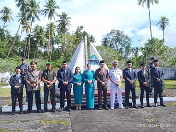 Ziarah Makam Pahlawan, Momen Spiritual Mengenang Jasa Pahlawan 