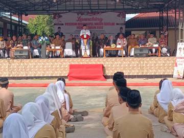 Wujudkan SDM Berkualitas, Gubernur Ansar Luncurkan Program KEMAS