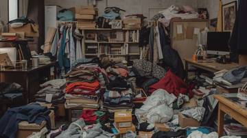Menyimpan Barang Bisa Jadi Masalah Kesehatan Mental